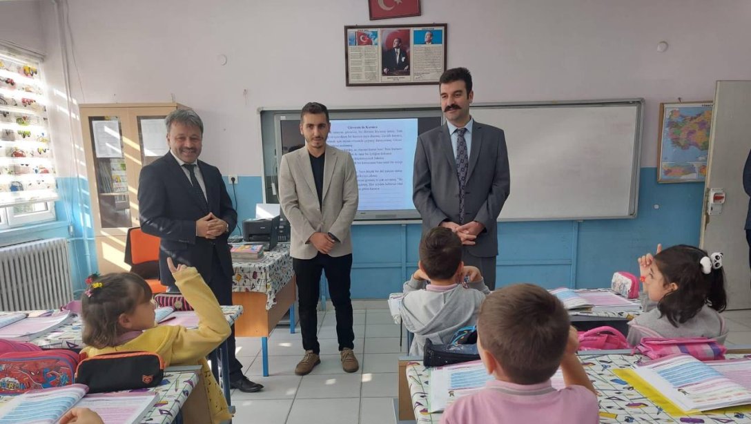 İlçe Kaymakamımız Sayın Selçuk Yosunkaya'dan Hacıkadirler İlkokuluna Ziyaret